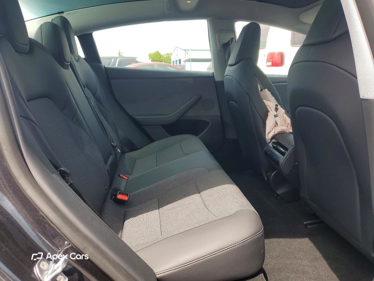 Tesla Model 3 2025