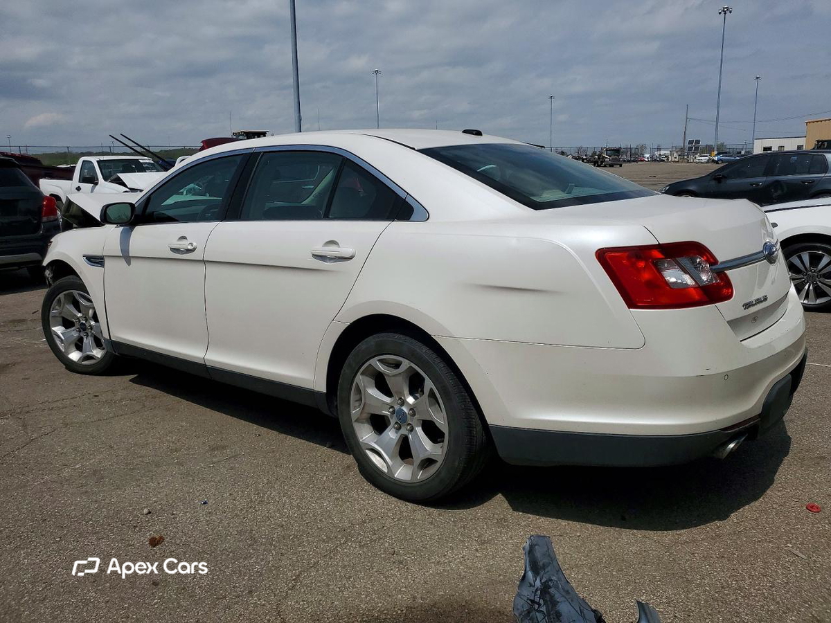 Ford Taurus 2010