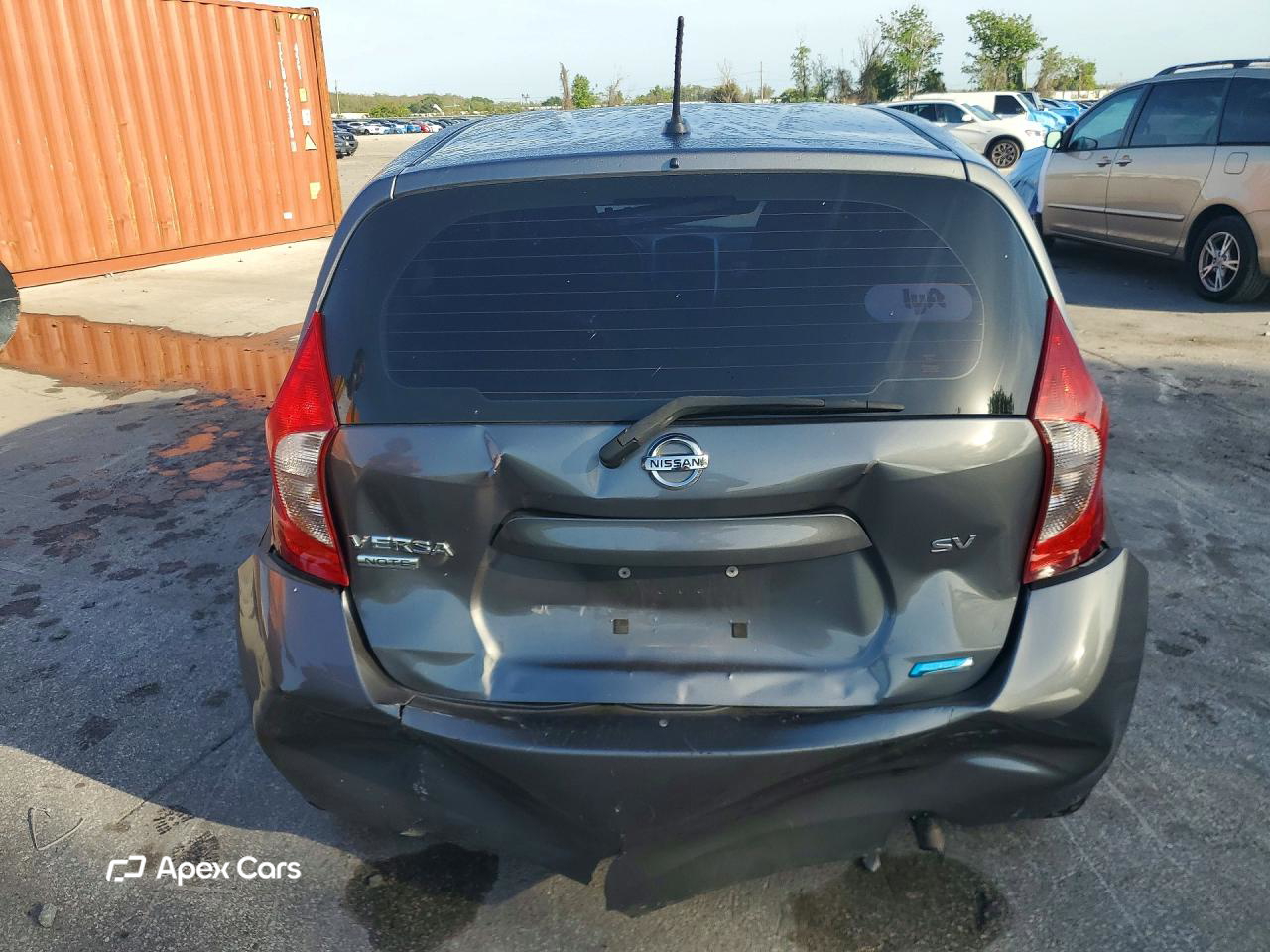 Nissan Versa 2016