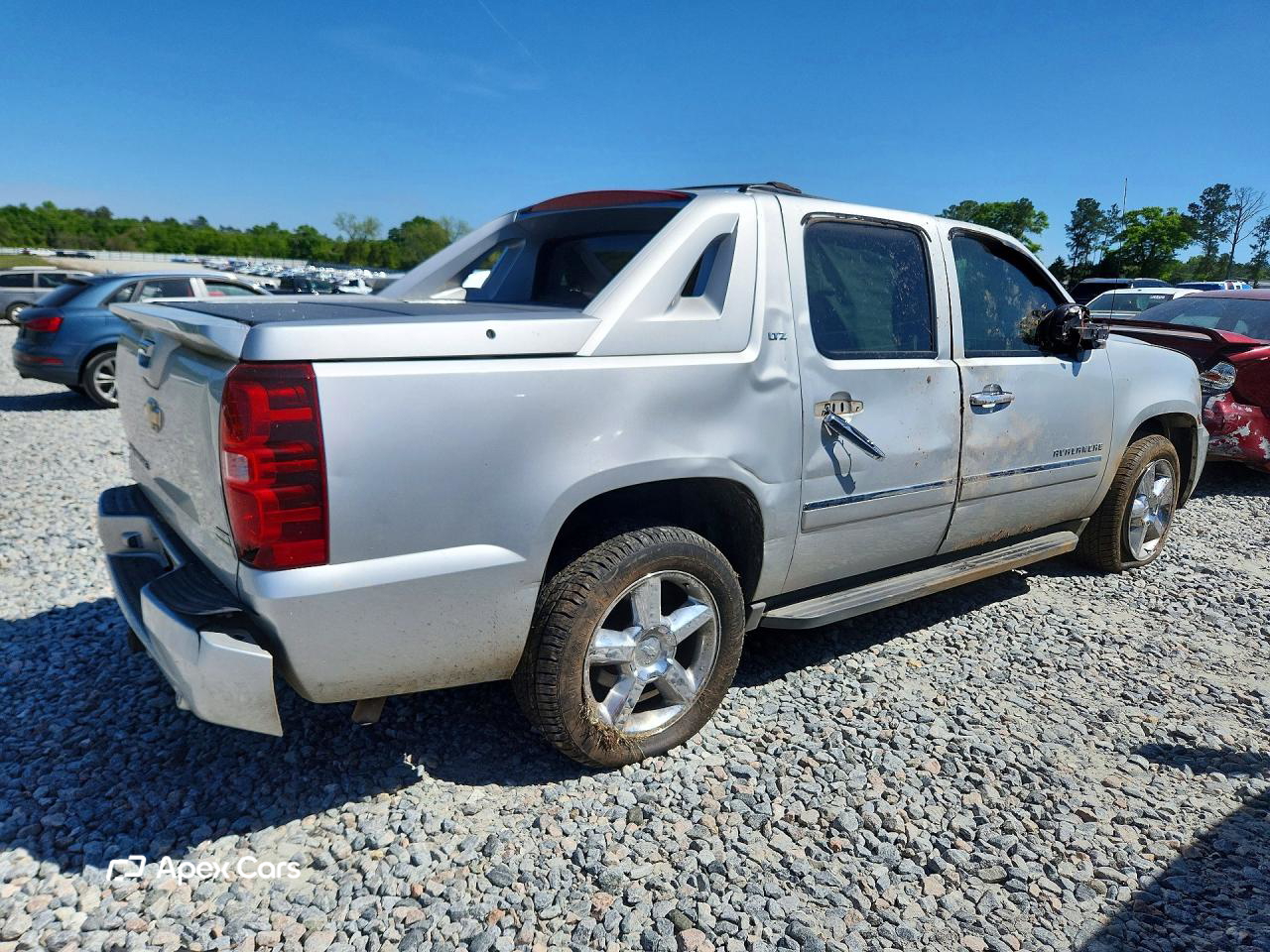Chevrolet Avalanche 2011