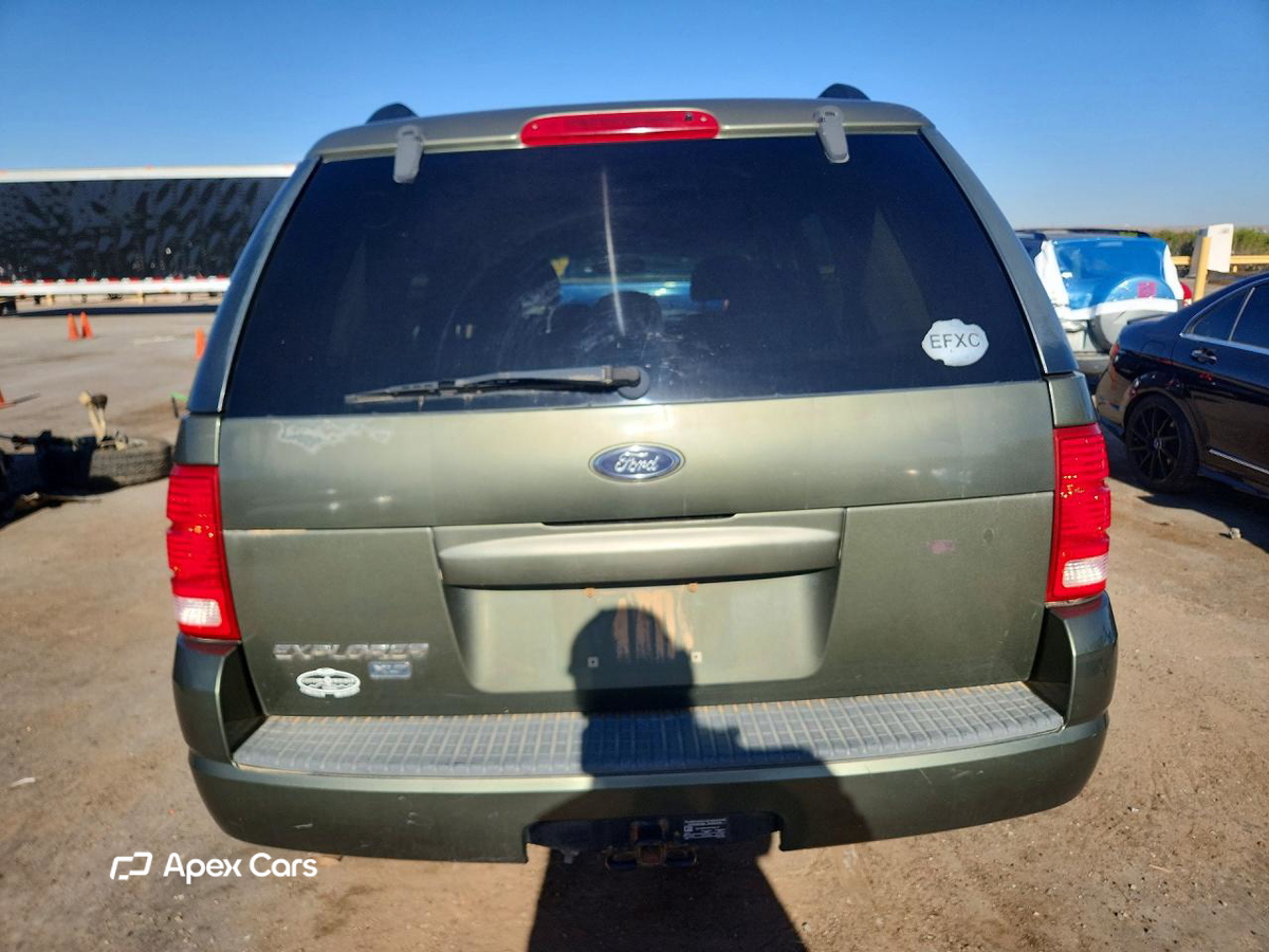 Ford Explorer 2004