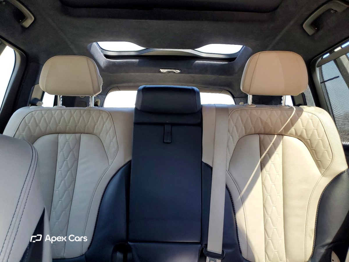 BMW X7 2019