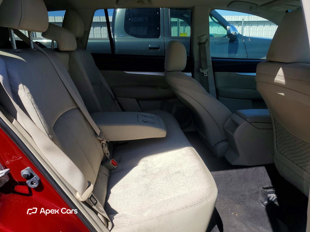 Subaru Outback 2011
