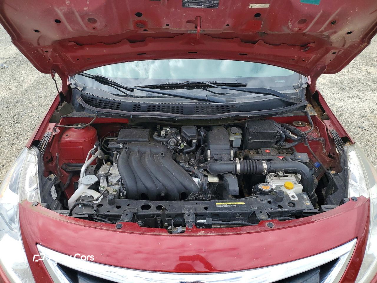 Nissan Versa 2018