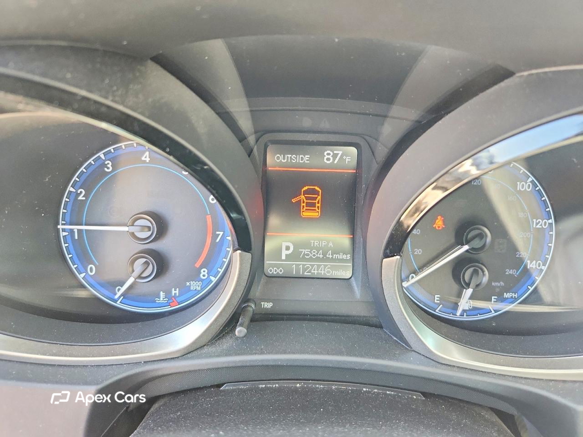 Toyota Corolla 2015