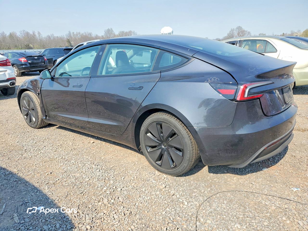 Tesla Model 3 2025