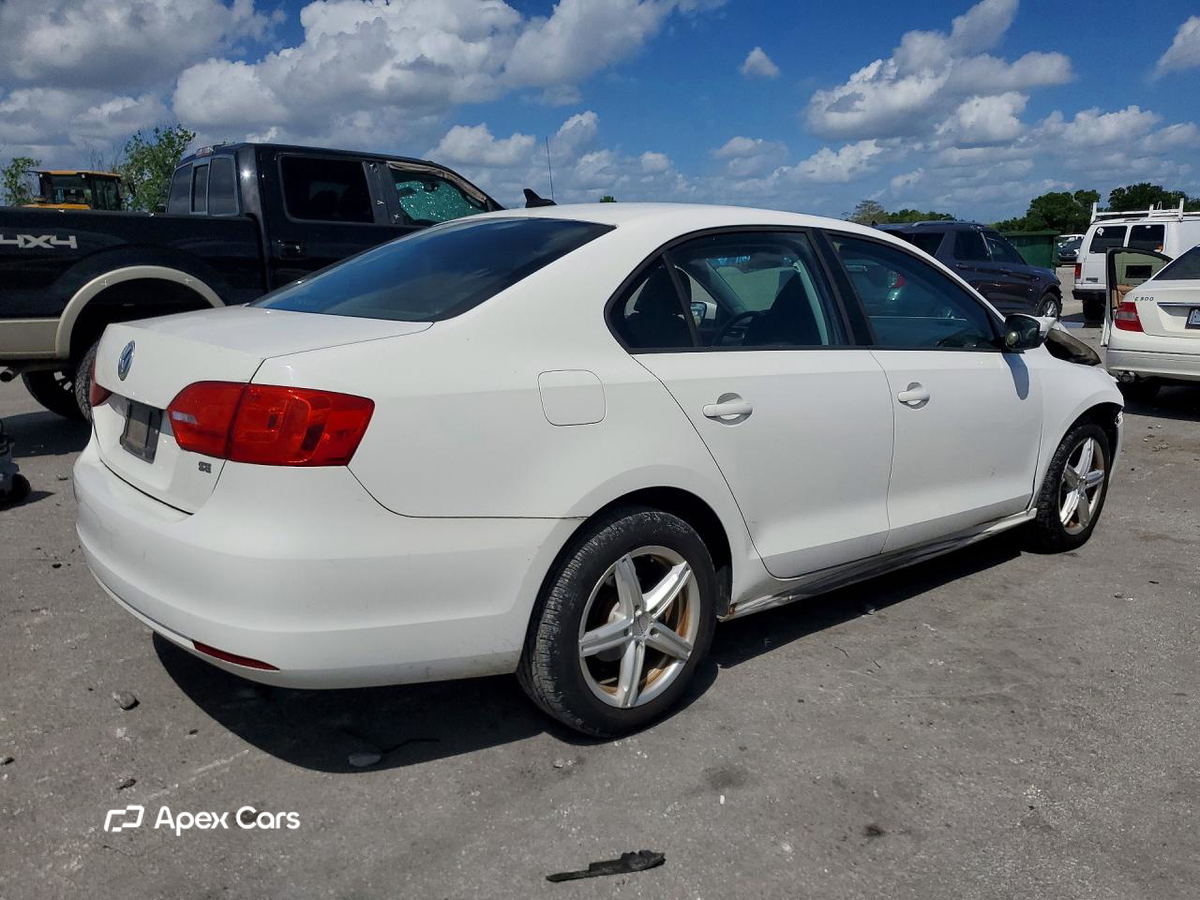 Volkswagen Jetta 2014