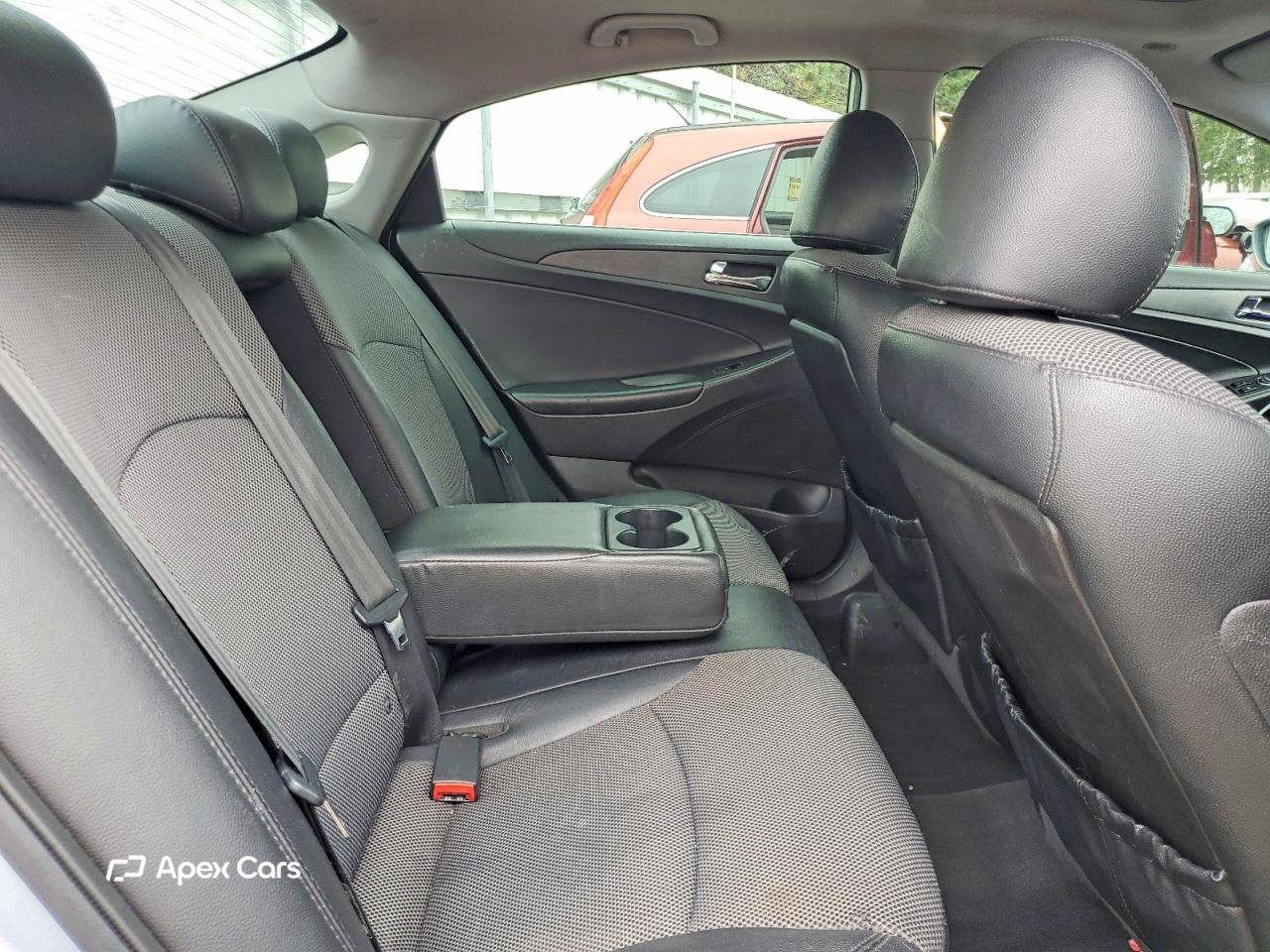 Hyundai Sonata 2011