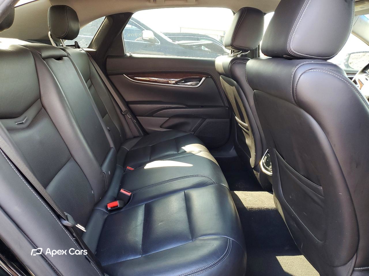 Cadillac XTS 2015