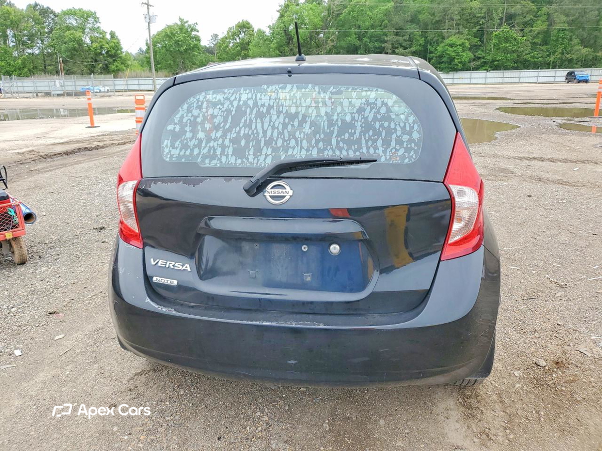 Nissan Versa 2016