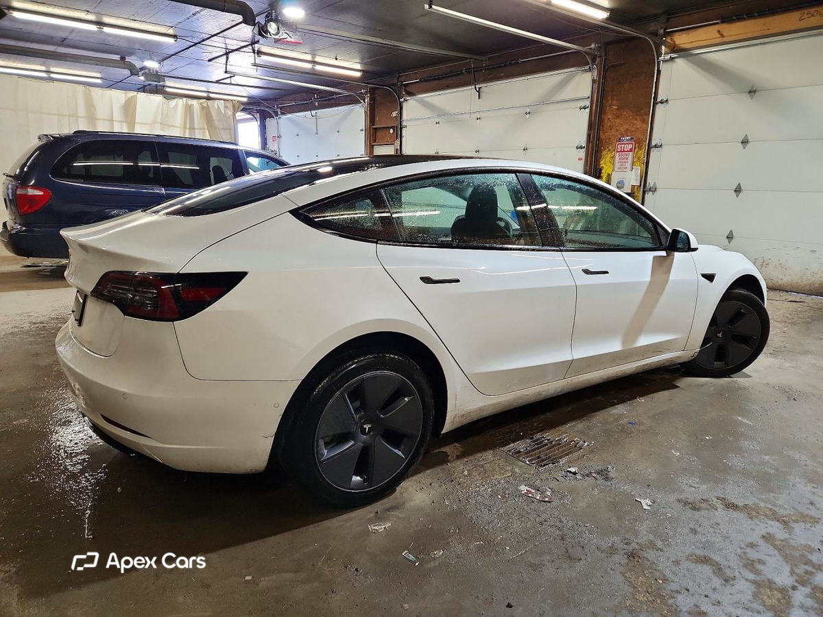 Tesla Model 3 2022