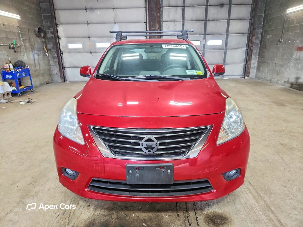Nissan Versa 2012