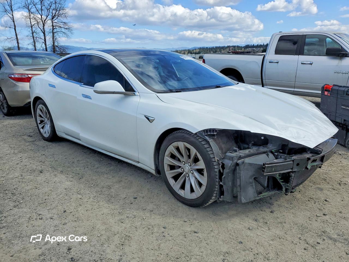 Tesla Model S 2016