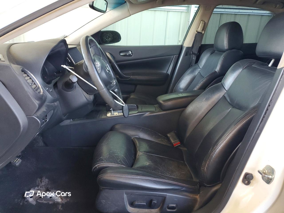 Nissan Maxima 2013