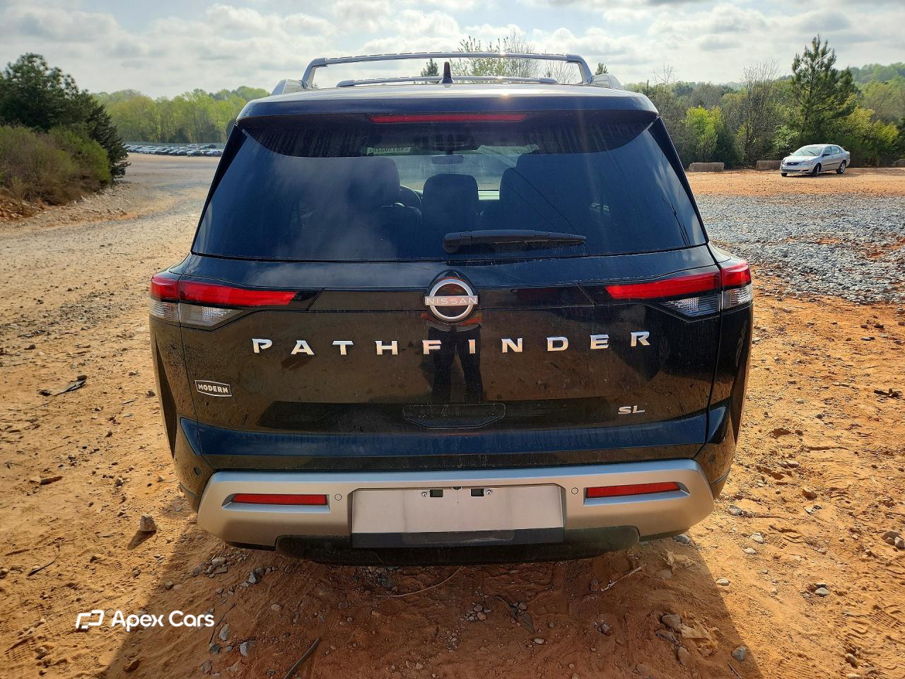 Nissan Pathfinder 2024