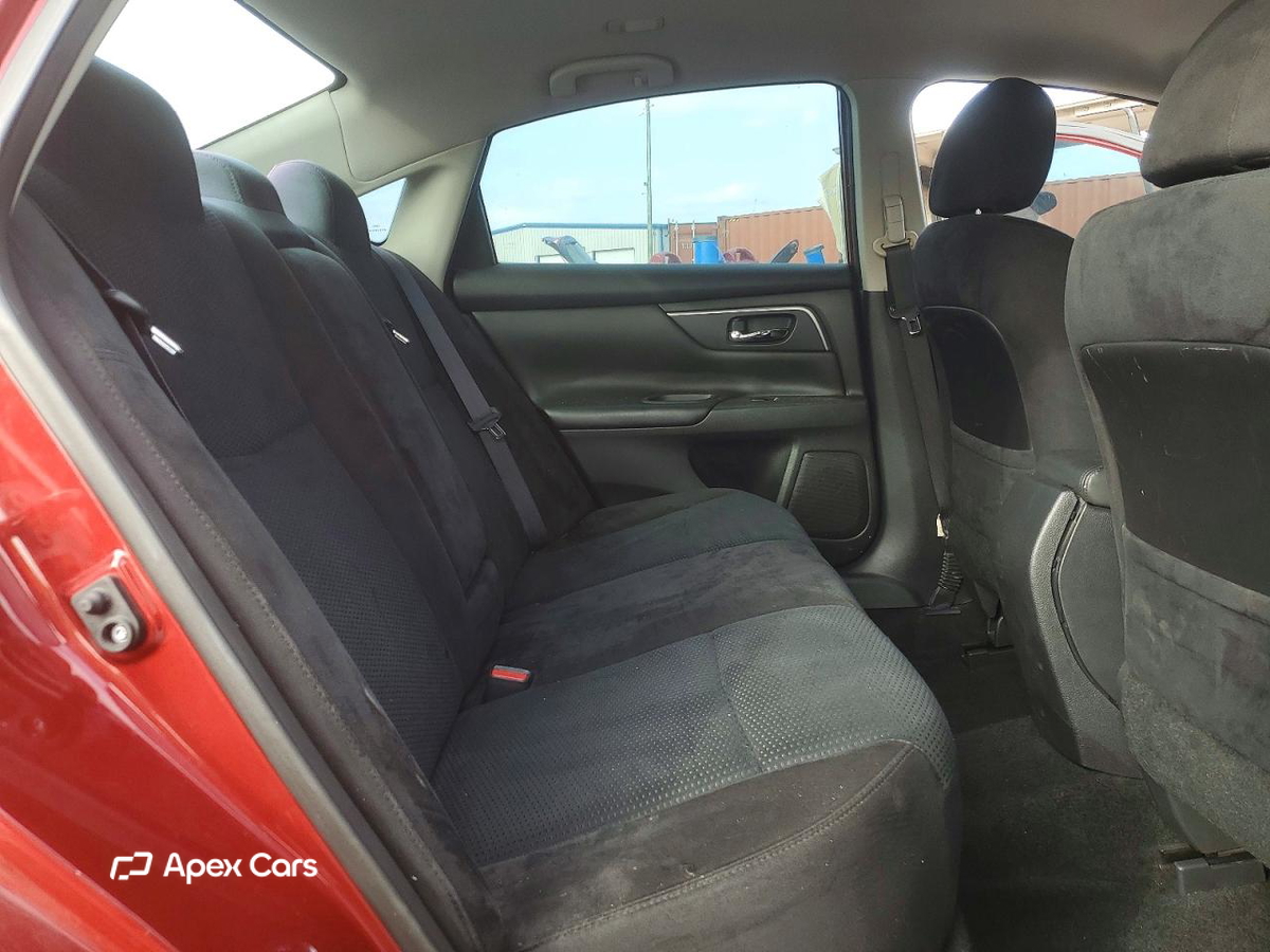 Nissan Altima 2015