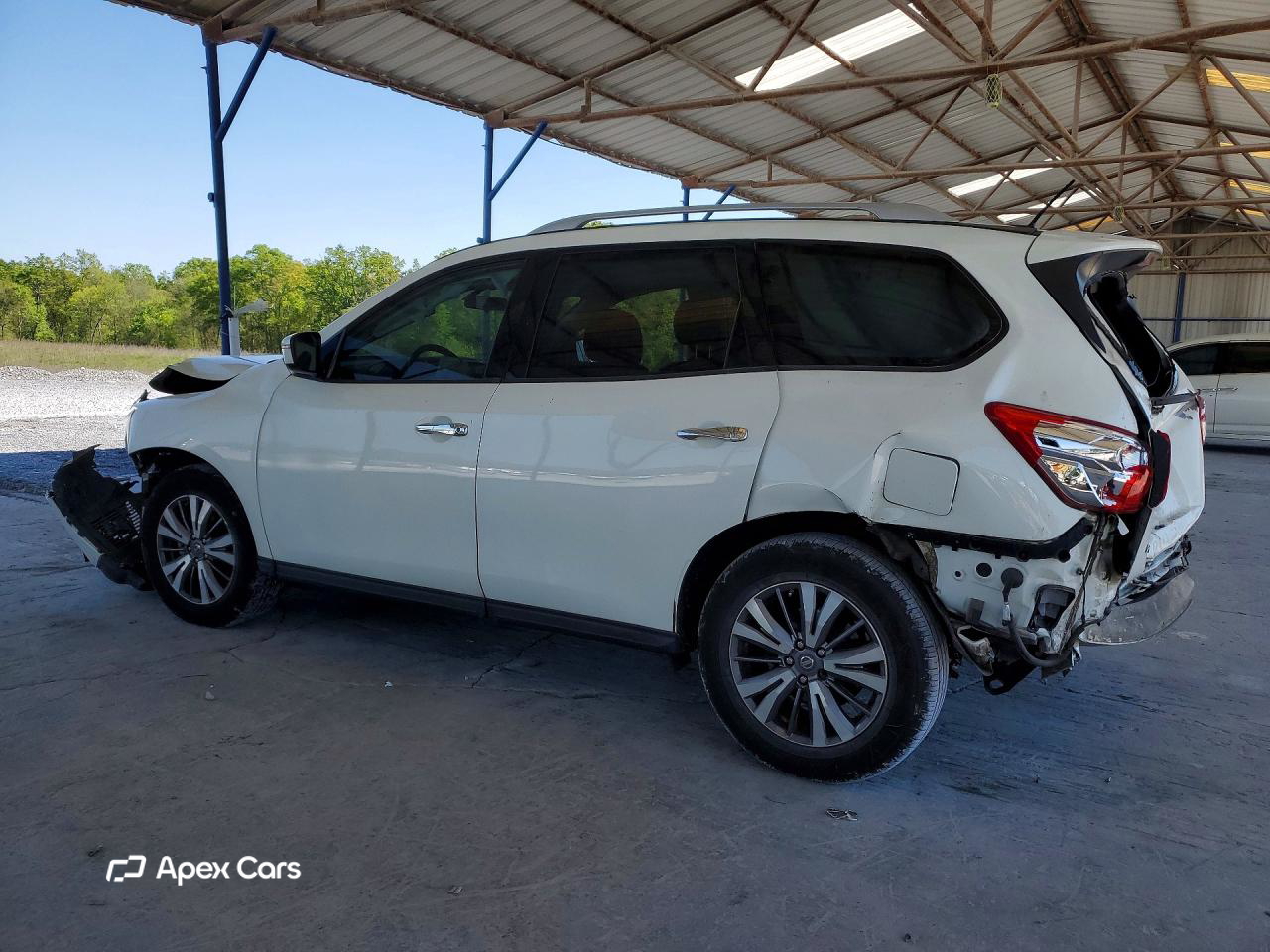 Nissan Pathfinder 2018