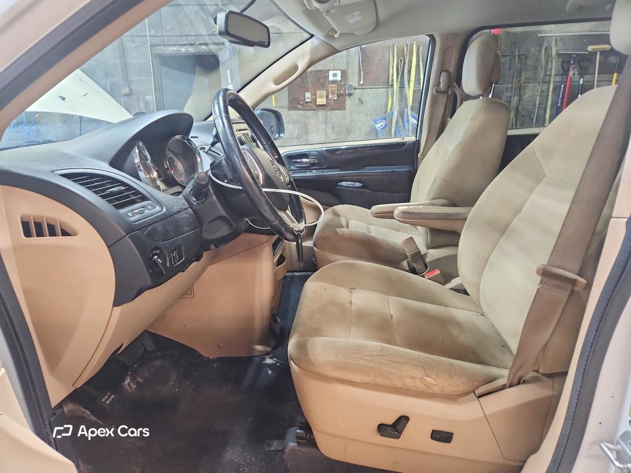 Dodge Caravan 2015