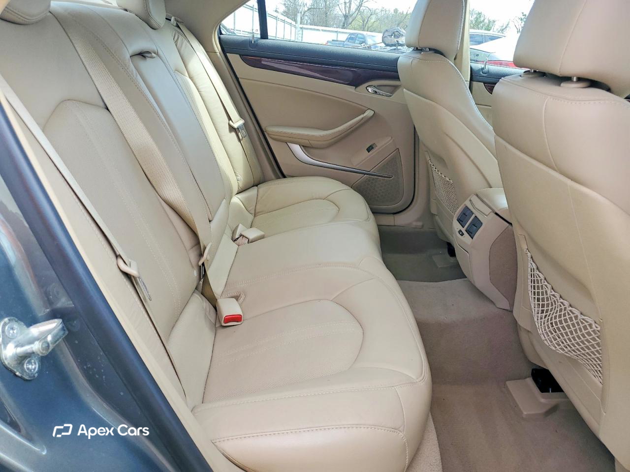 Cadillac CTS 2011