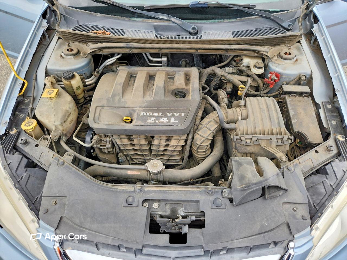Chrysler 200 2013