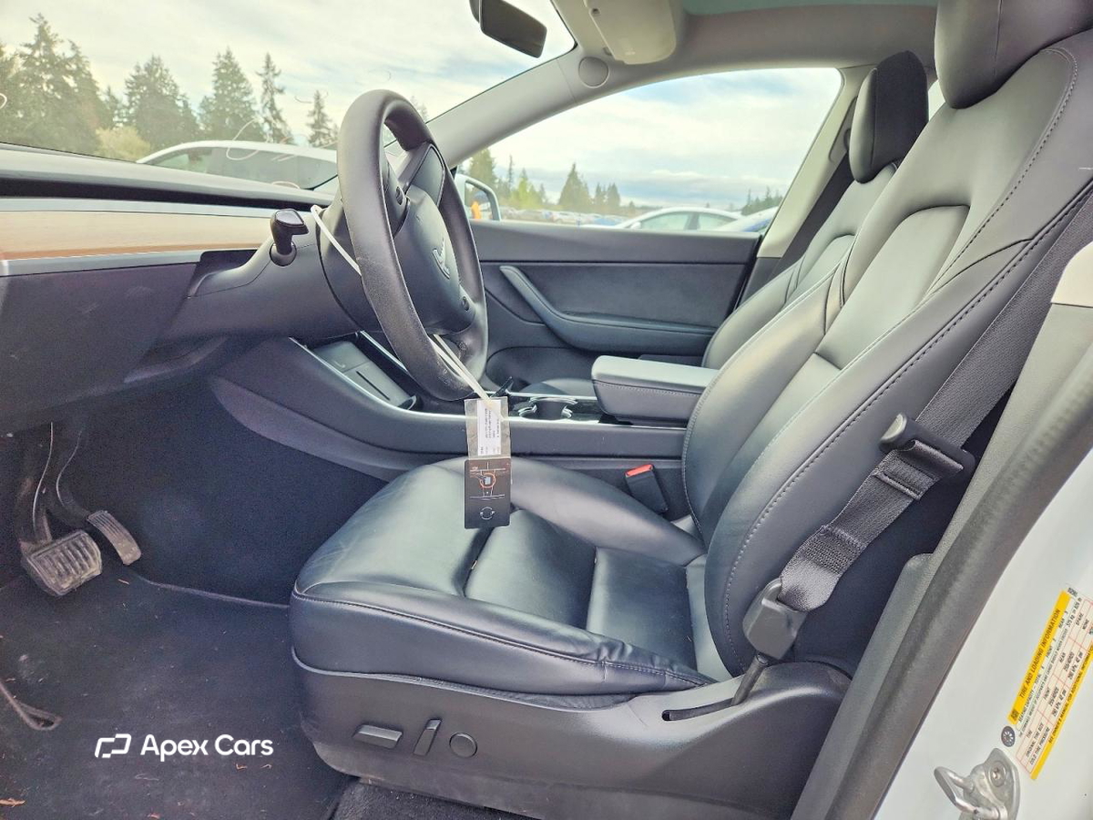 Tesla Model Y 2020