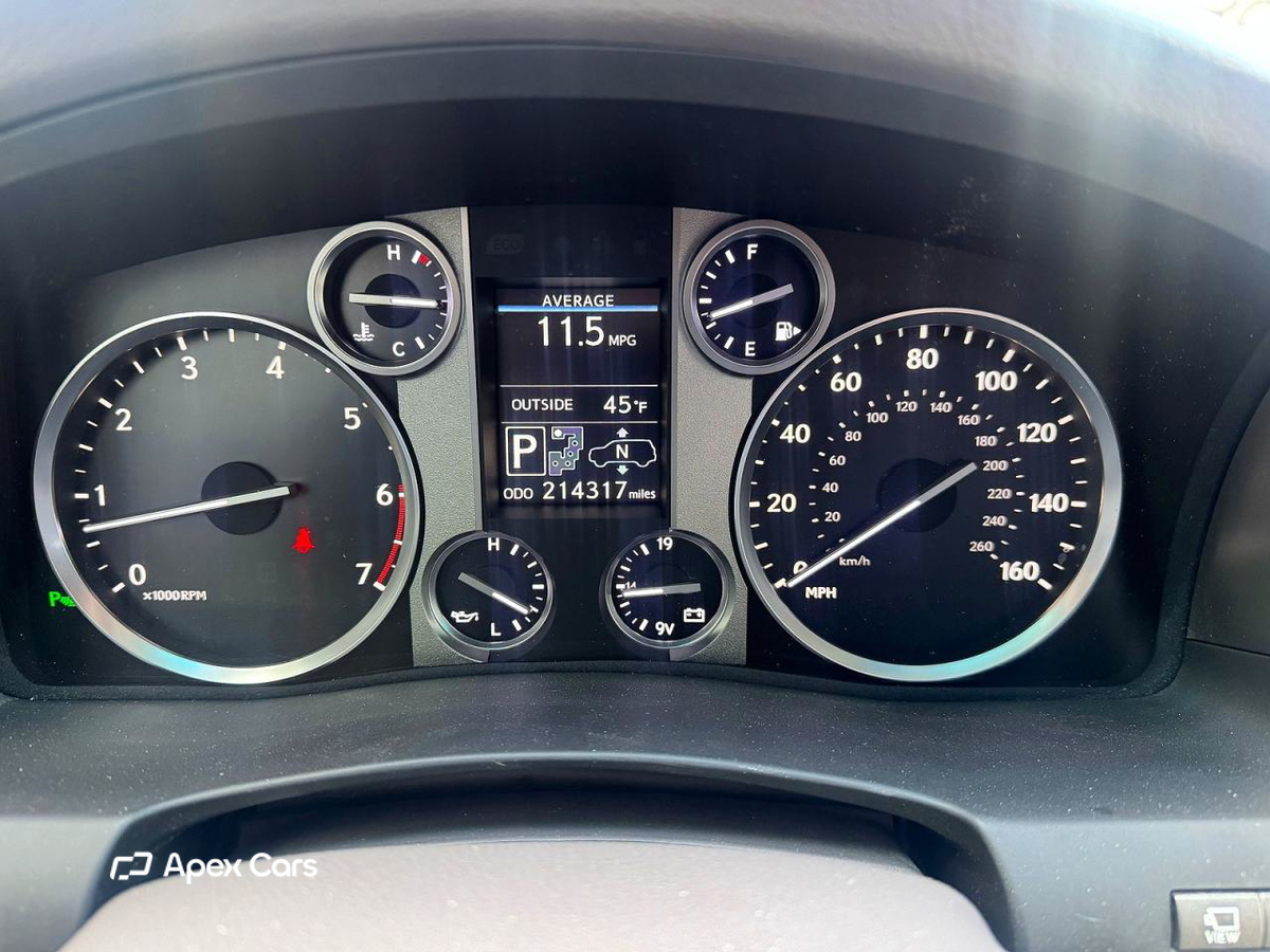 Lexus LX 2014