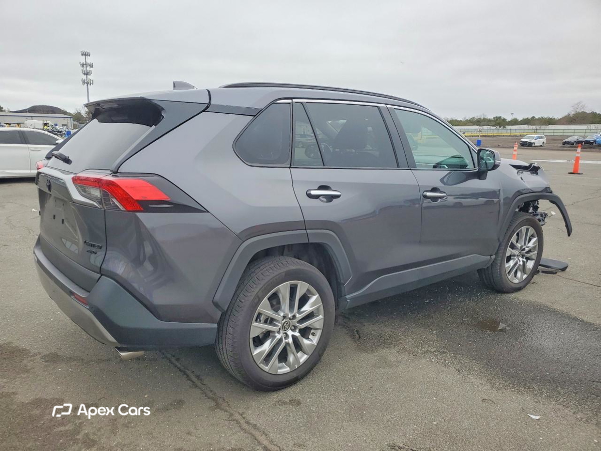 Toyota RAV 4 2024