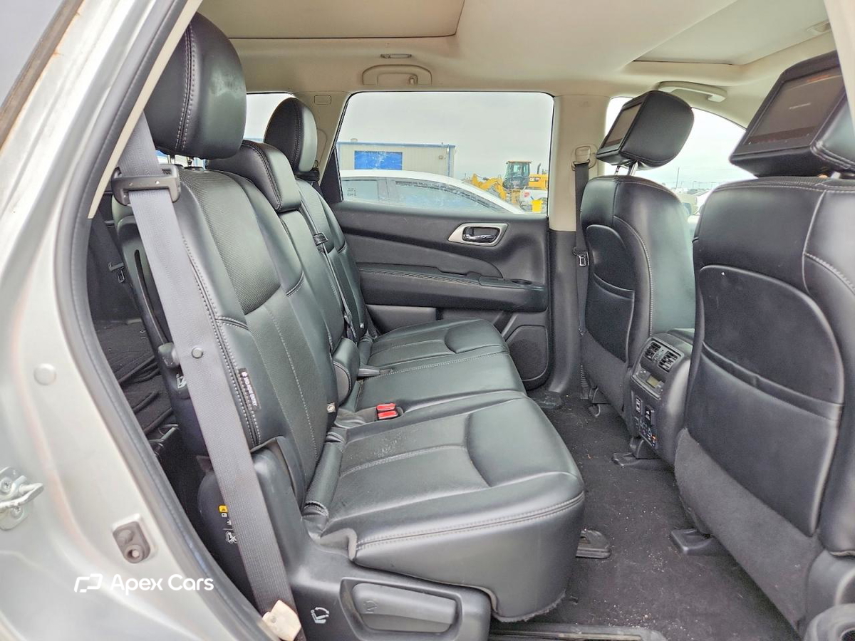 Nissan Pathfinder 2018