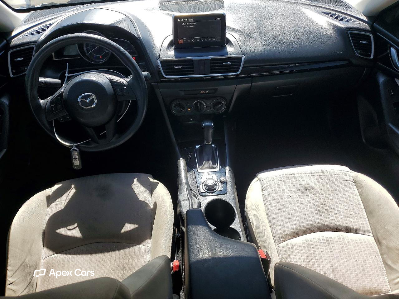 Mazda 3 2015