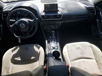 Mazda 3 2015