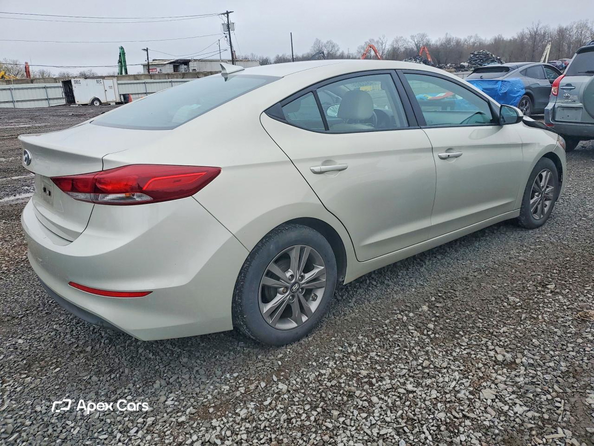 Hyundai Elantra 2017