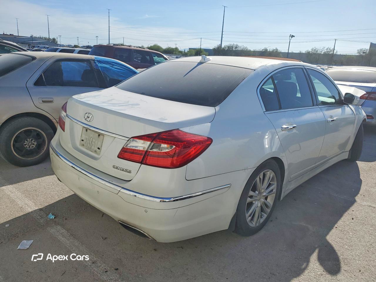 Hyundai Genesis 2013