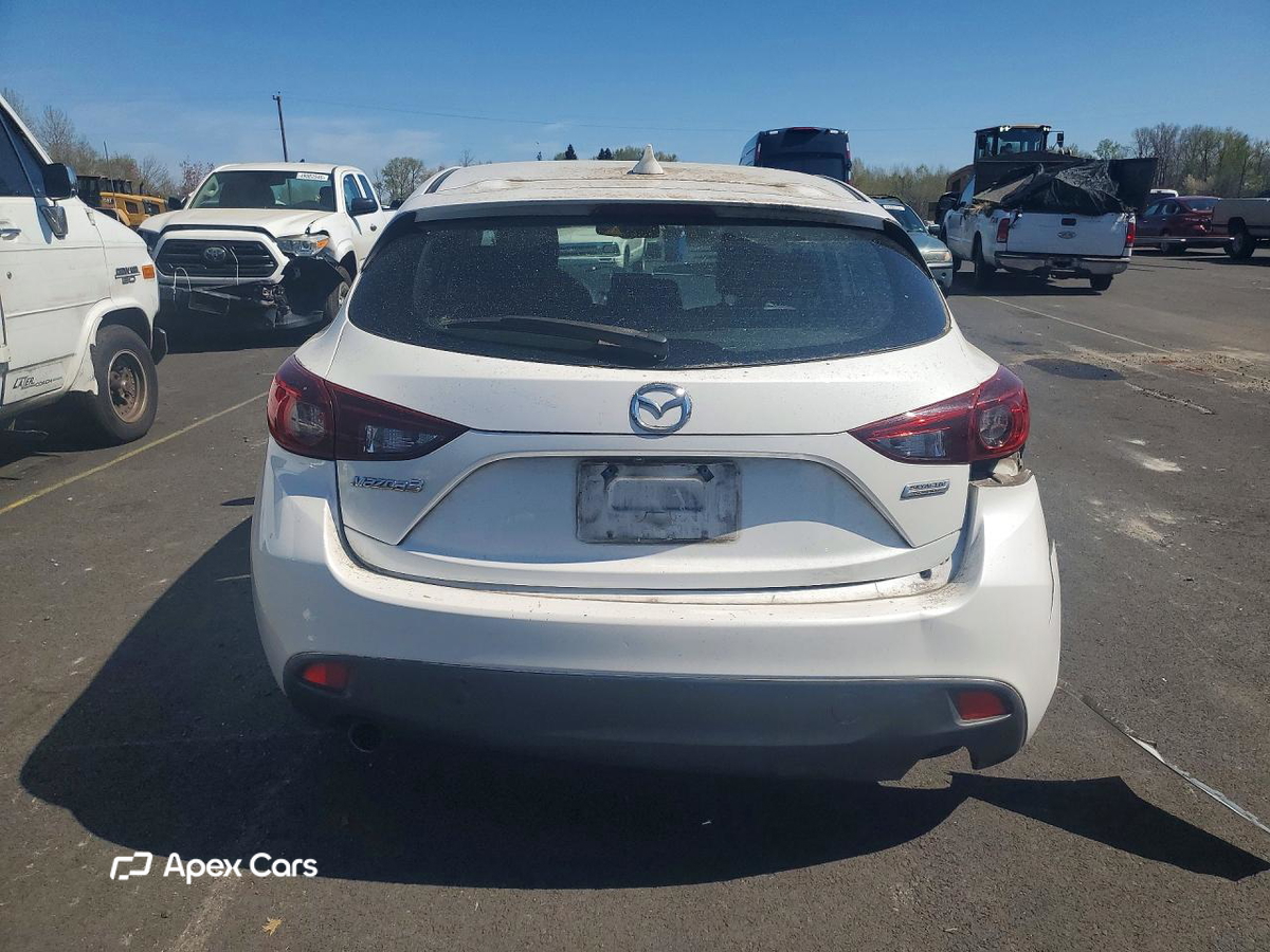 Mazda 3 2016