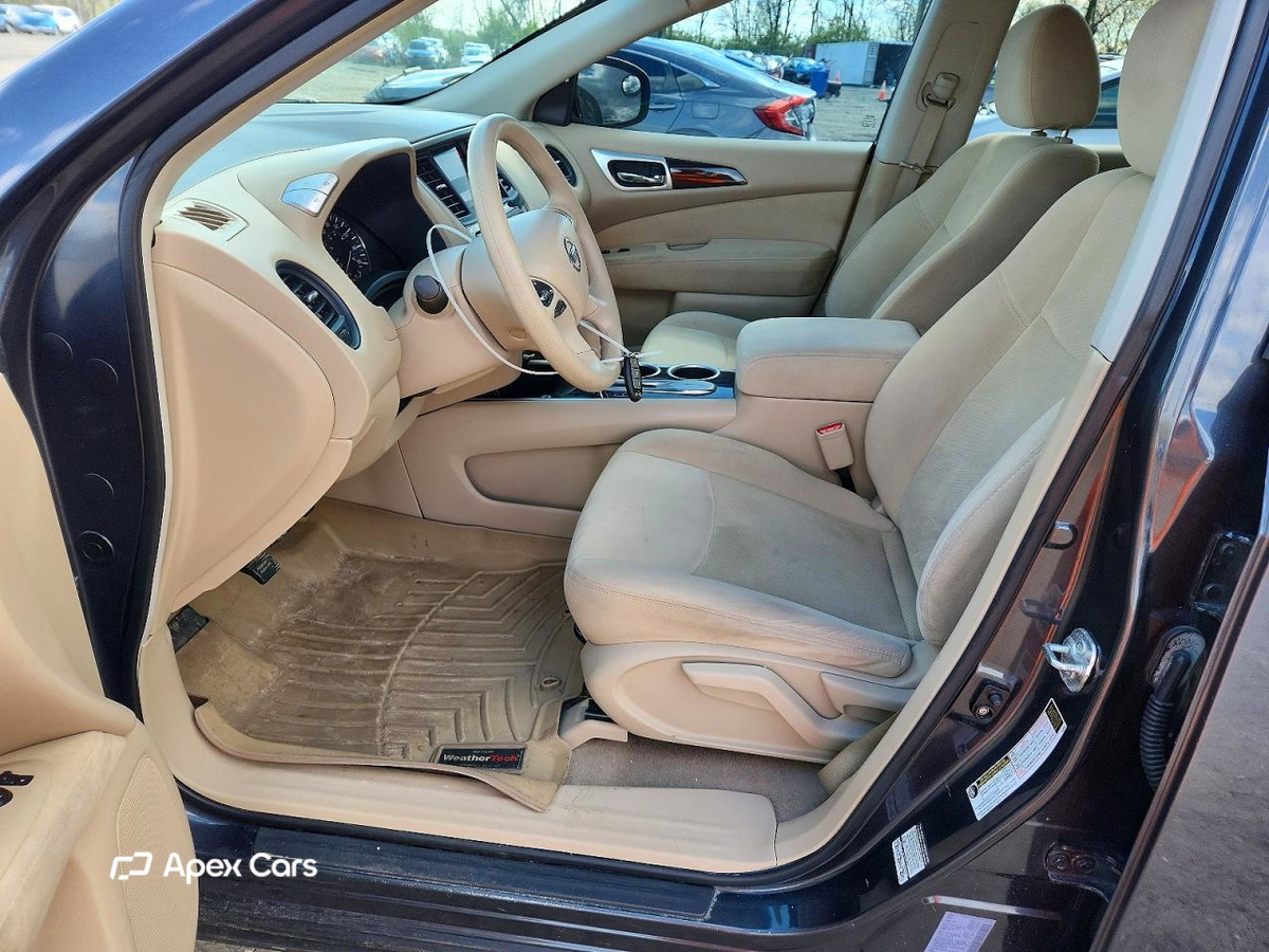 Nissan Pathfinder 2013
