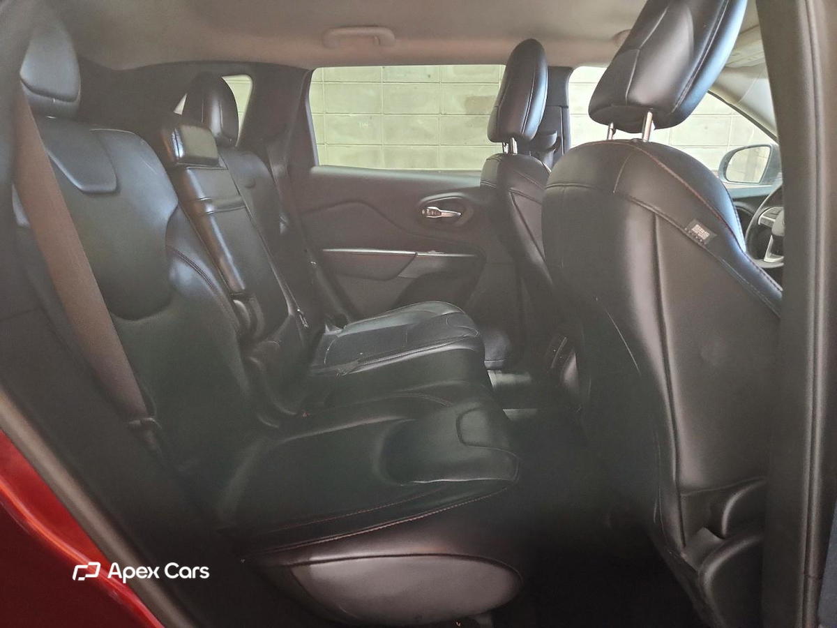 Jeep Cherokee 2016