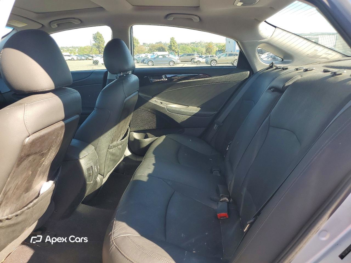 Hyundai Sonata 2012