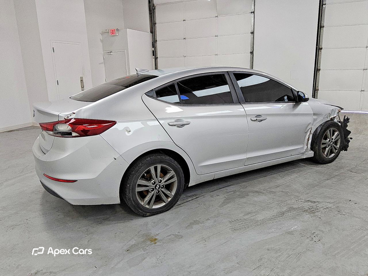 Hyundai Elantra 2018