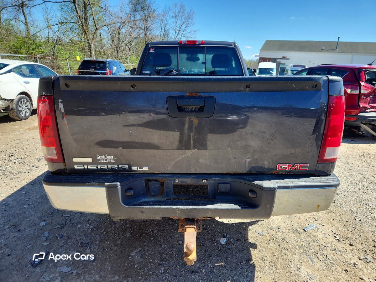 GMC Sierra 2010
