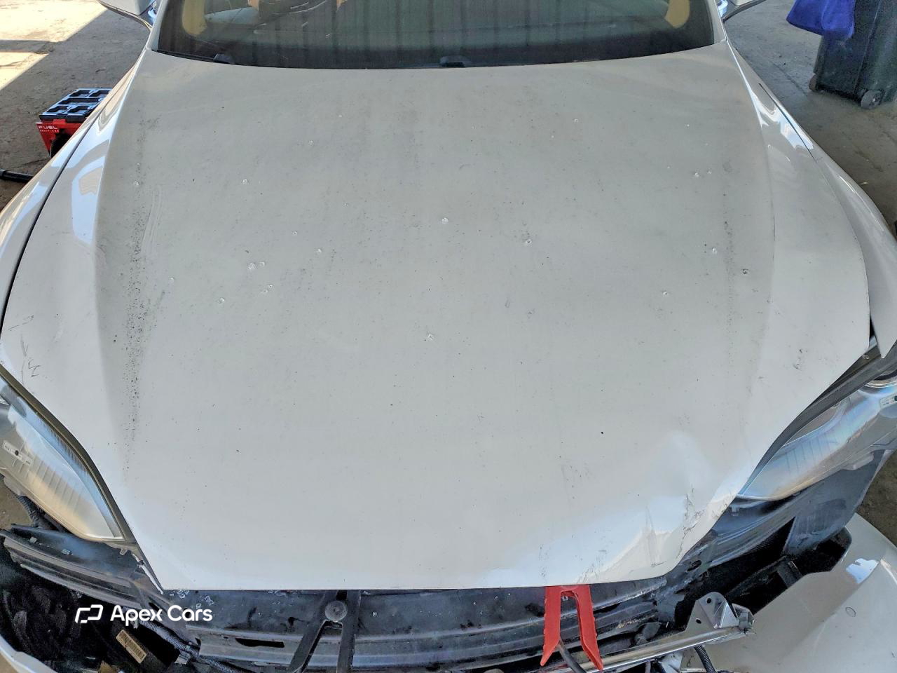 Tesla Model S 2015