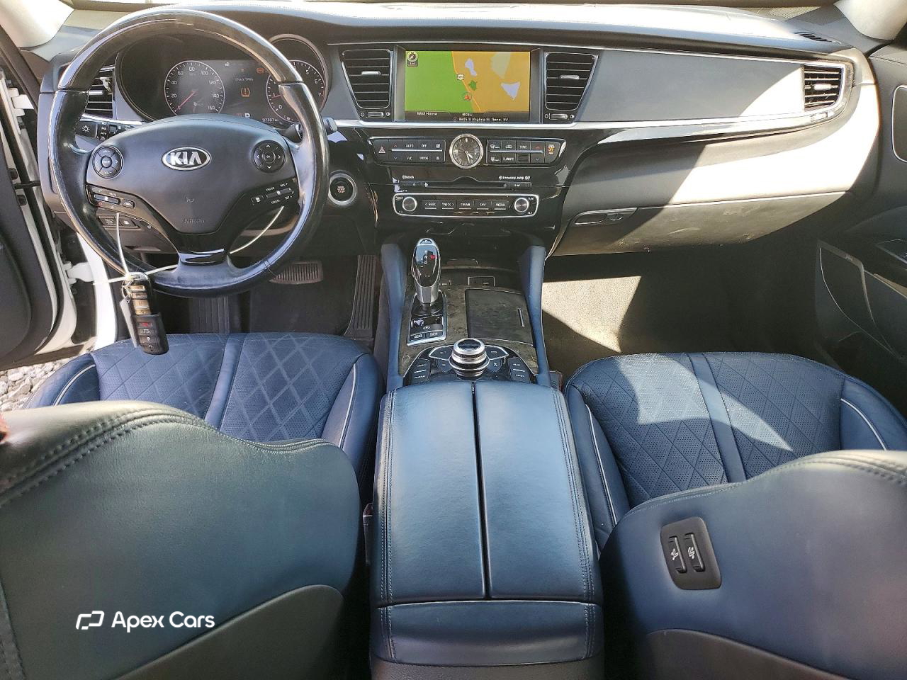 Kia K900 2015