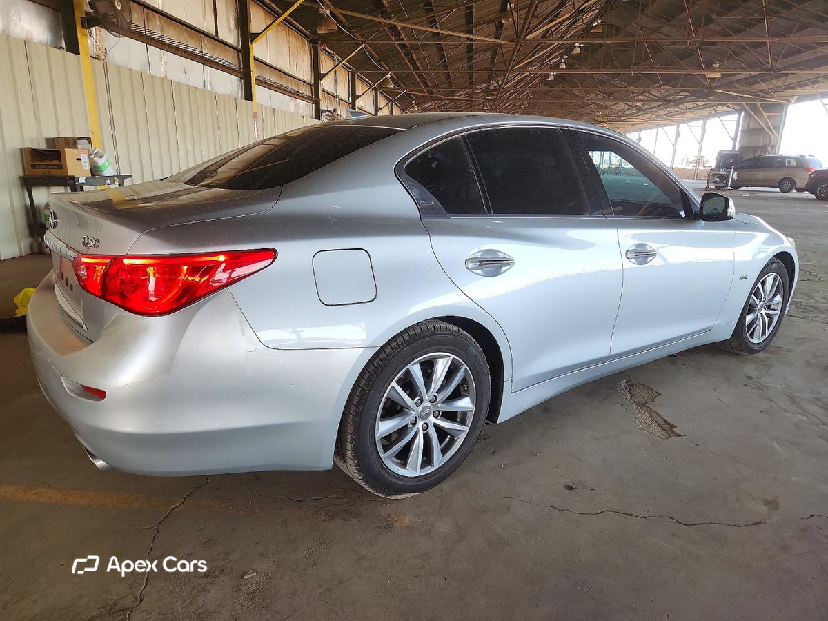 Infiniti Q50 2016
