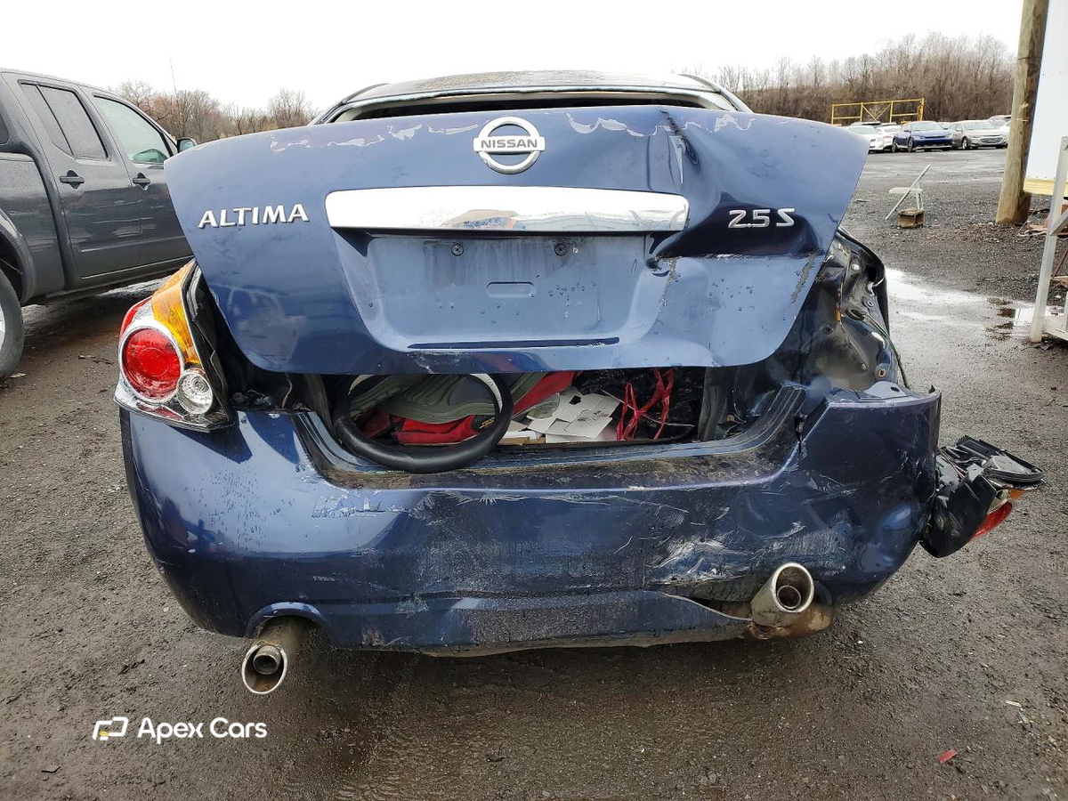 Nissan Altima 2012
