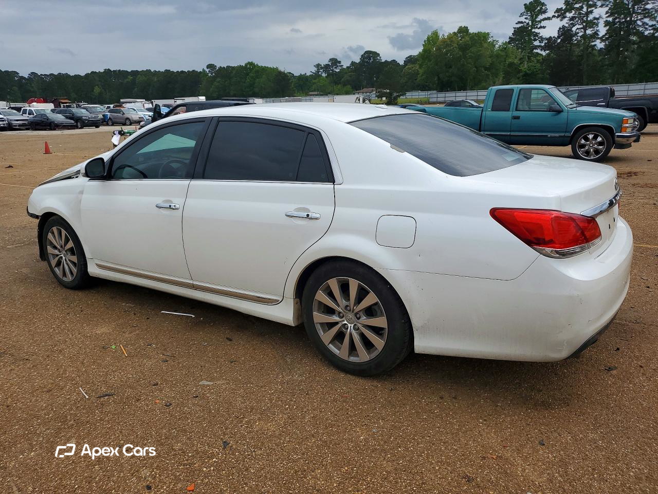Toyota Avalon 2011