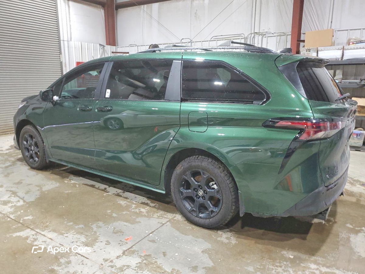 Toyota Sienna 2025