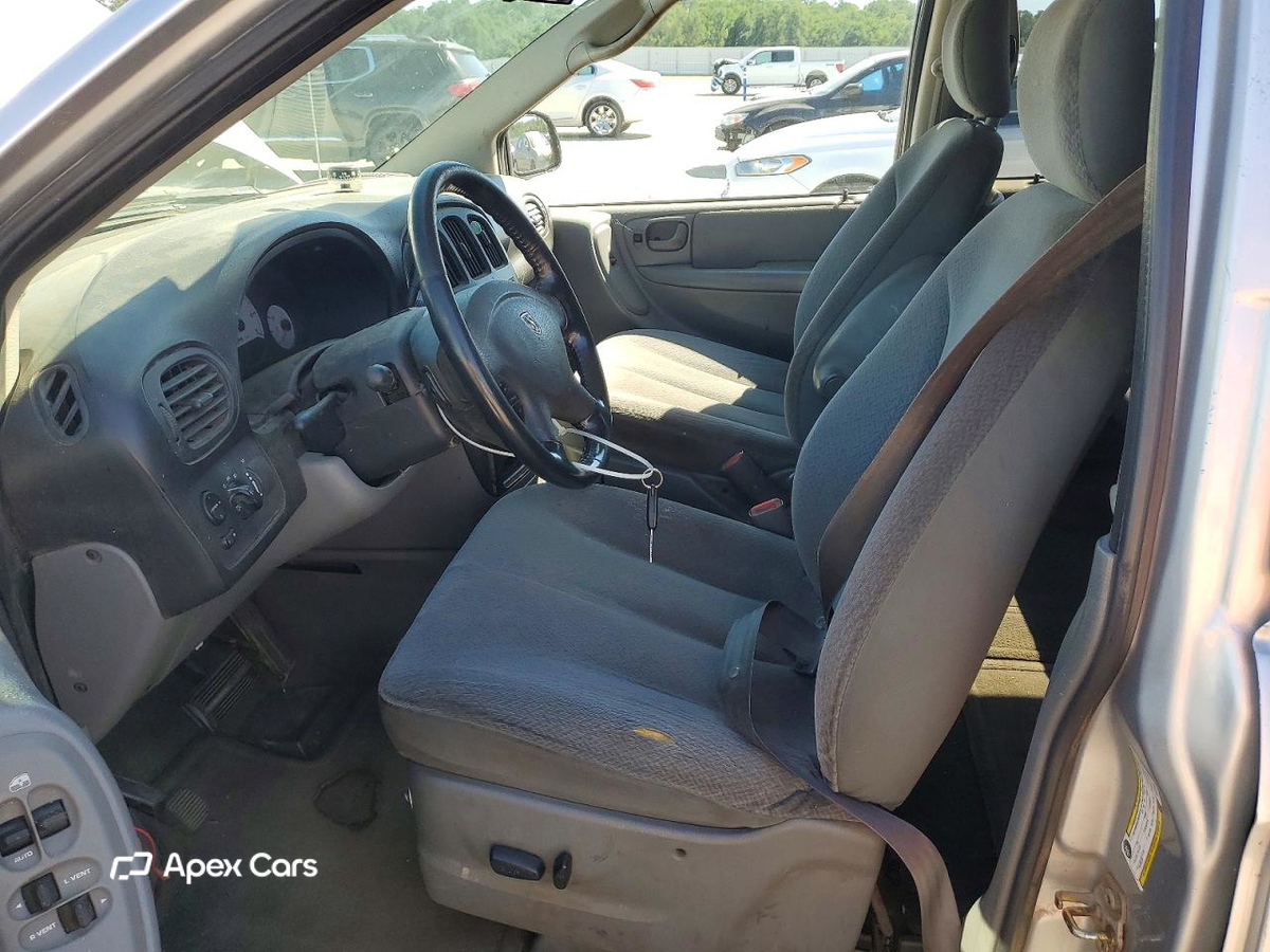 Dodge Caravan 2005