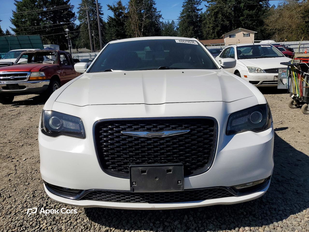 Chrysler 300 2019