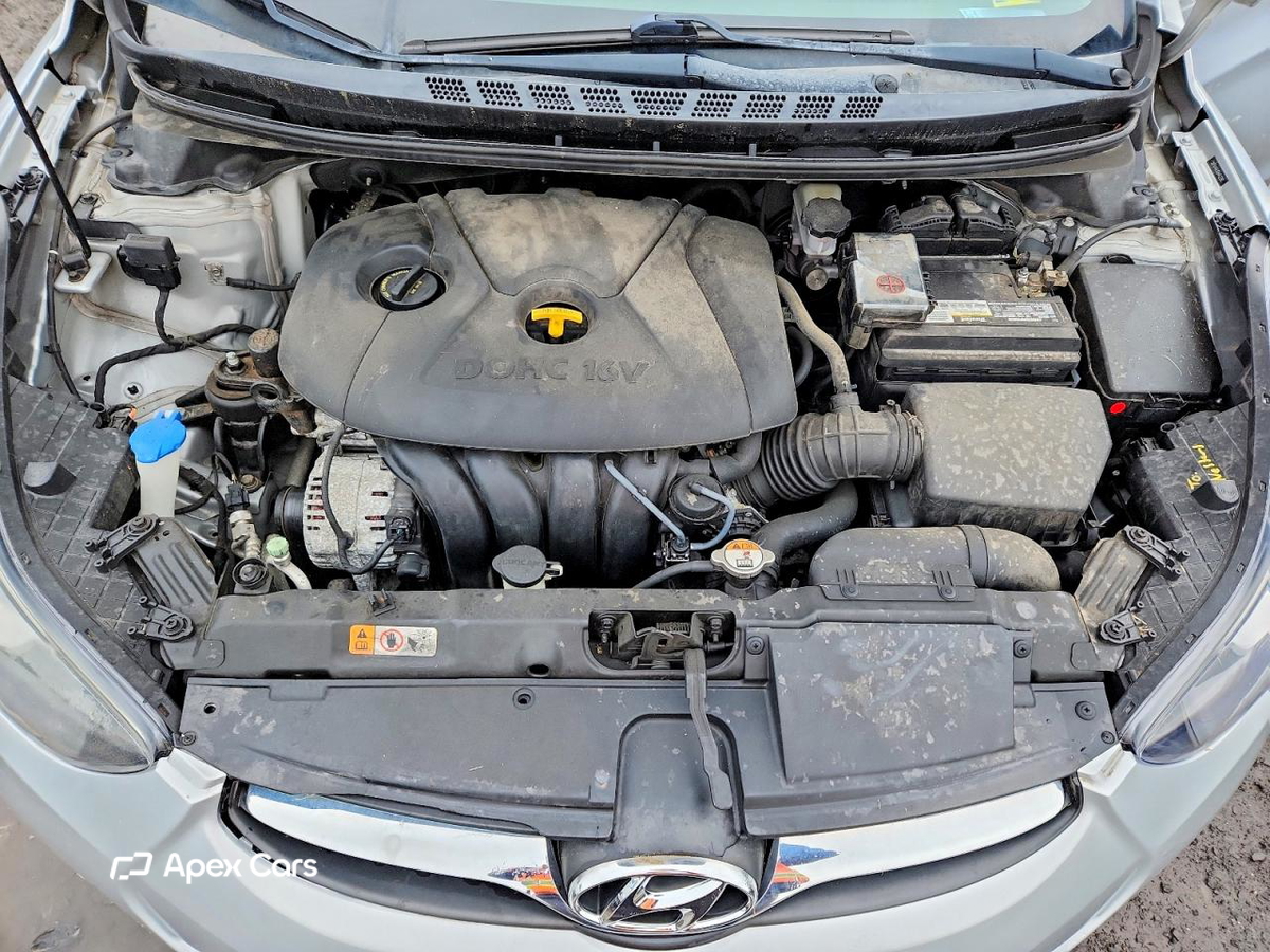 Hyundai Elantra 2013
