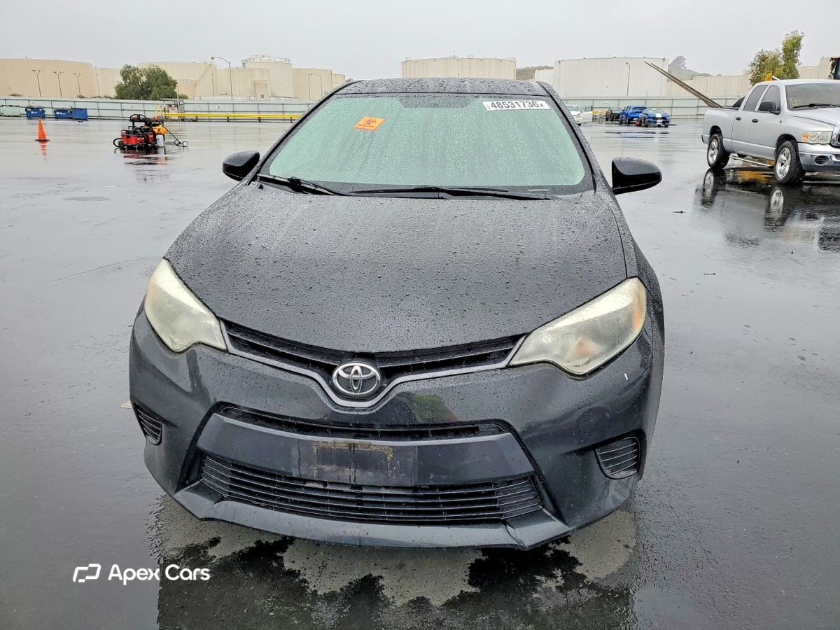 Toyota Corolla 2015
