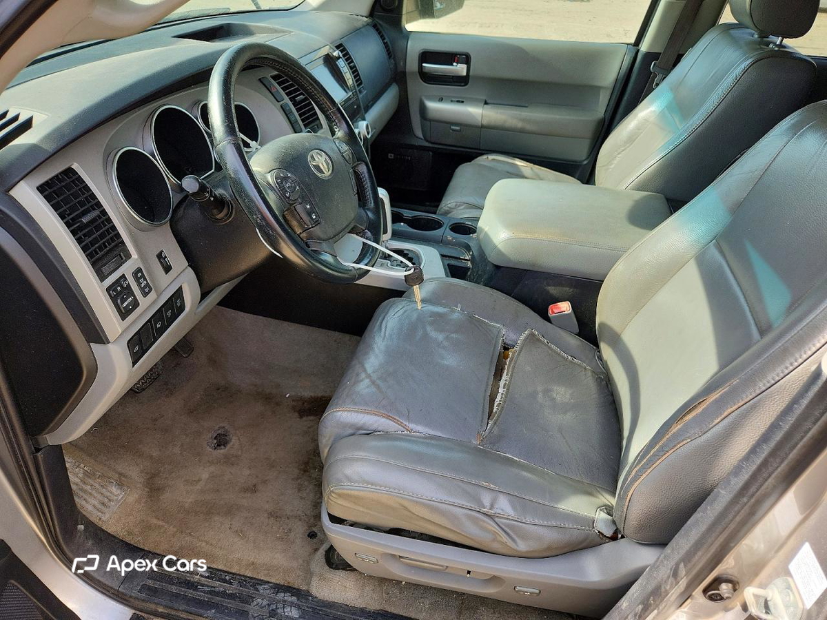 Toyota Sequoia 2008