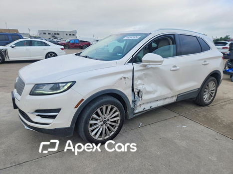 Lincoln MKZ 2019 - Image 1 of 15